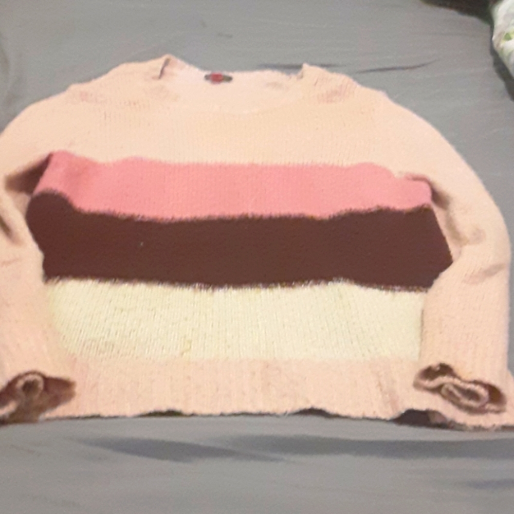 Vince Camuto Pink Fuzzy sweater.Size XXL.